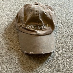 David and Young dog mom baseball cap